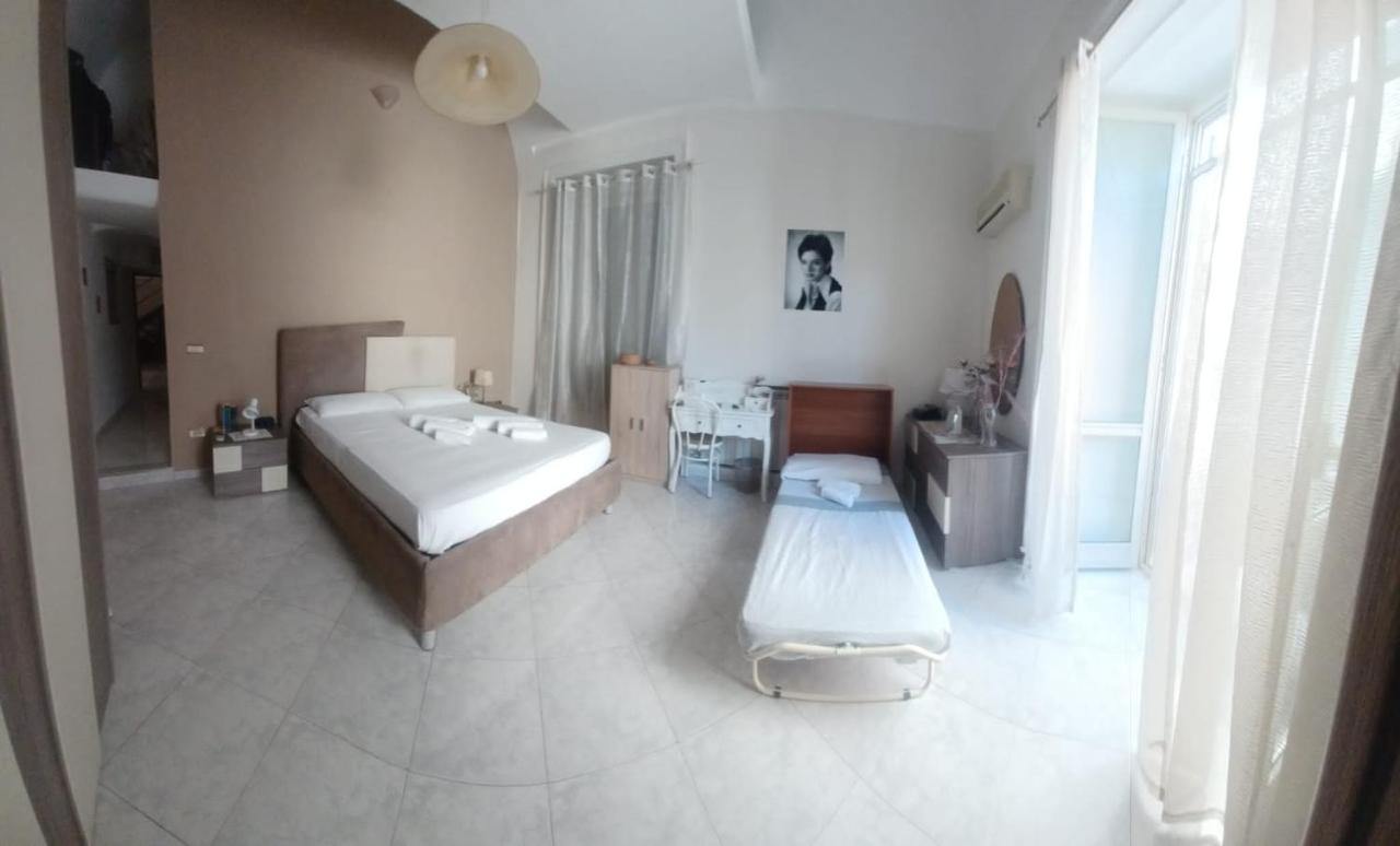 Villa Sofia E Sveva Neapel Exteriör bild